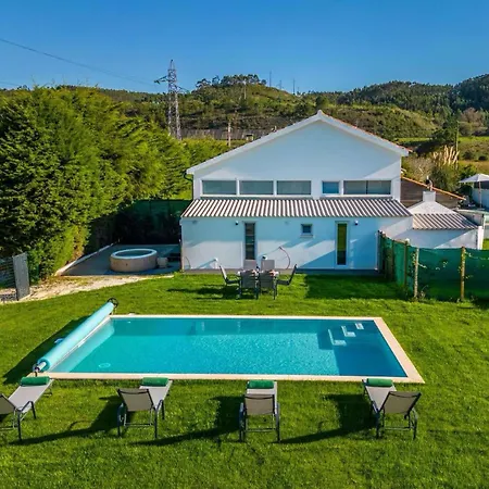 Casa Sol - Private Pool With A Large Garden Vakantiehuis *