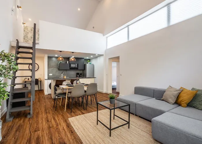 Prázdninový dům Casa Sol - Private Pool With A Large Garden Famalicão